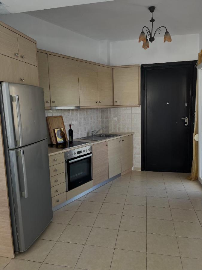 Christos Apartment Rafina  Bagian luar foto